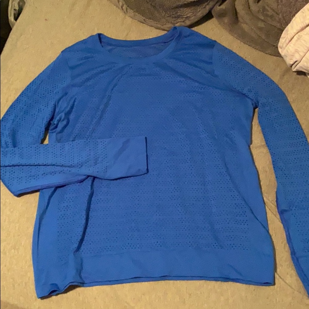 Lululemon Breeze Long sleeve